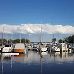 Apartment Modernes - Ps4, Toplage Nahe Hafen, Schloss & Altstadt Schwerin (Mecklenburg-Vorpommern)